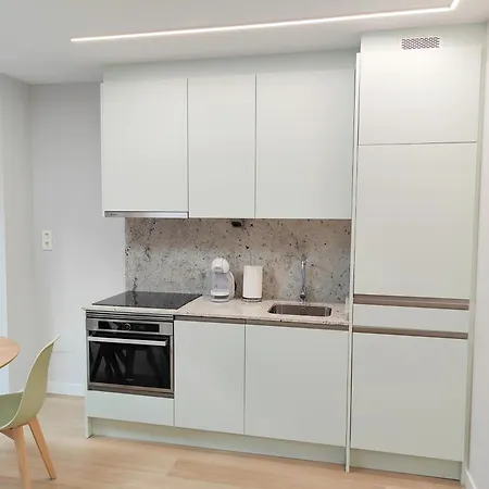 Centro Caveda Apartmanhotel 4*