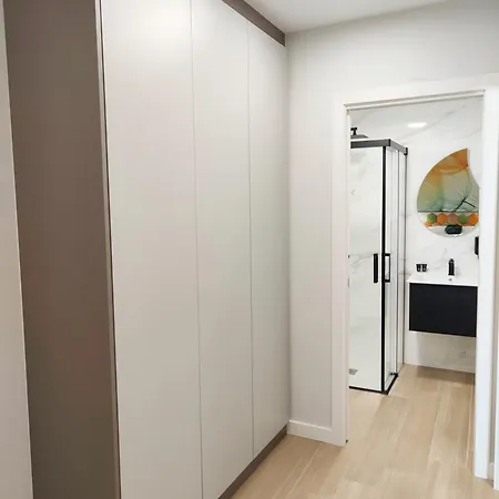 Apartmanhotel Centro Caveda 4*