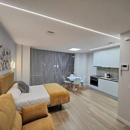 Centro Caveda Apartmanhotel Oviedo