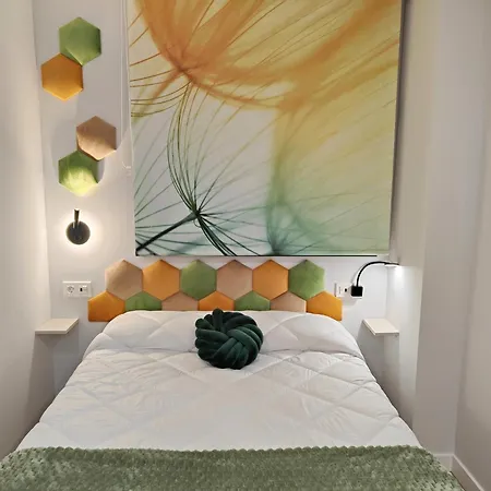 Apartmanhotel Centro Caveda 4*