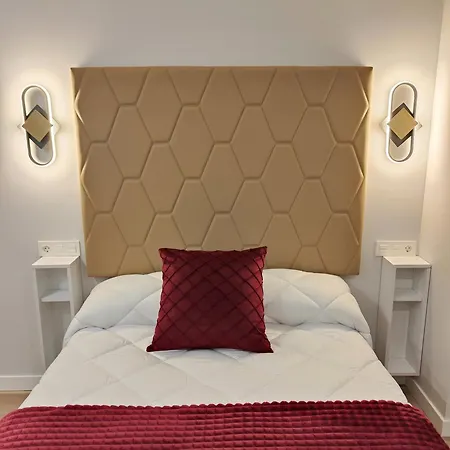 Centro Caveda Апарт-готель 4*