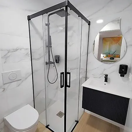 Centro Caveda 4*