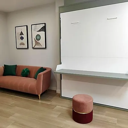 Aparthotel Centro Caveda 4*