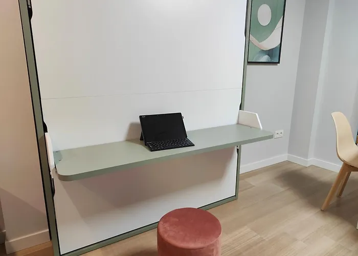 Centro Caveda Οβιέδο