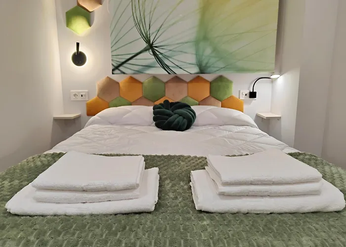 Centro Caveda Aparthotel Oviédo